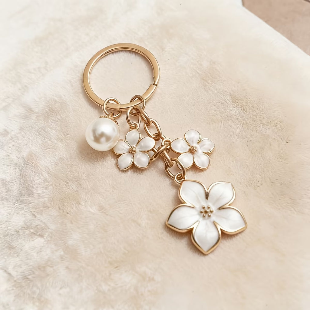 Pearl Flower Pendant Keychain
