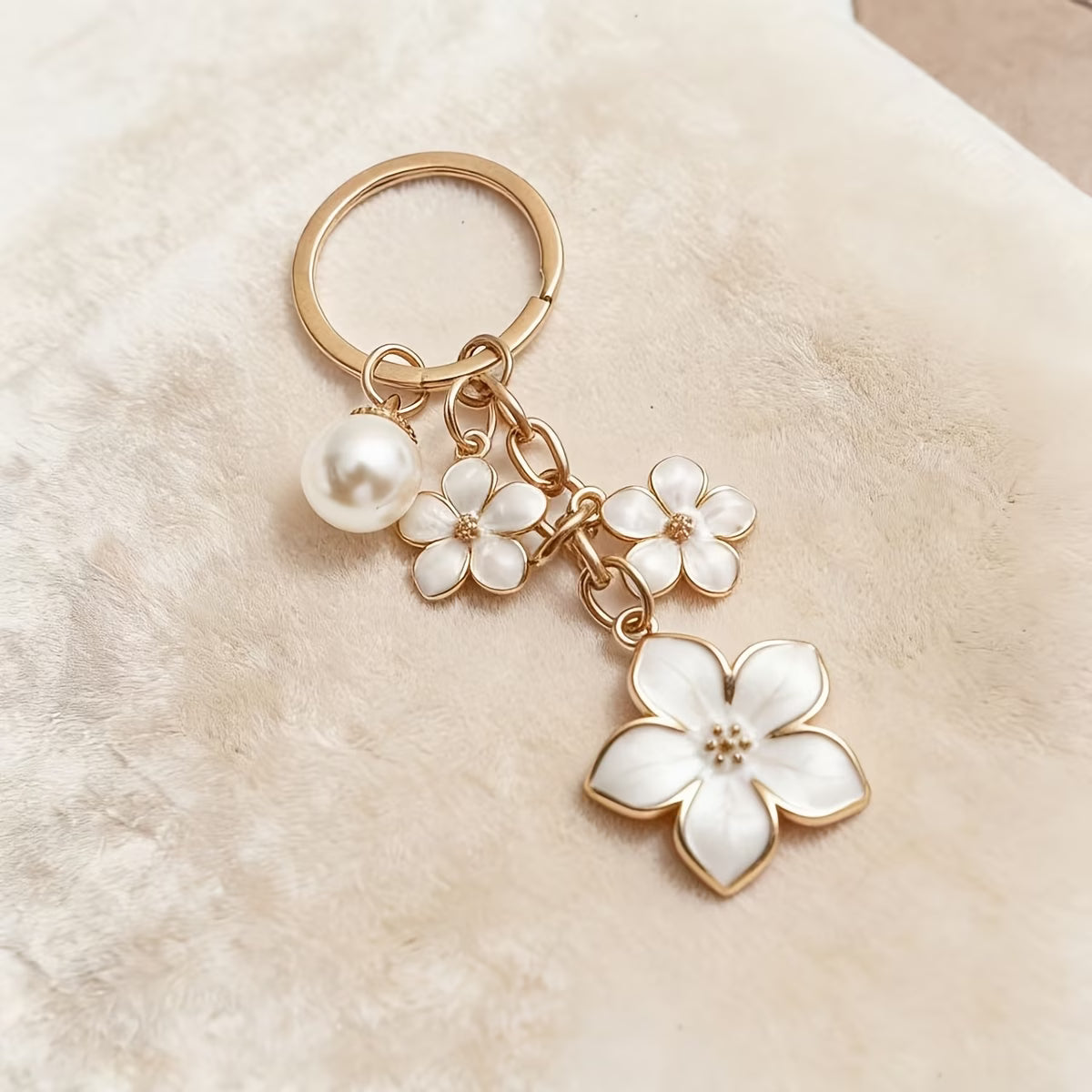 Pearl Flower Pendant Keychain